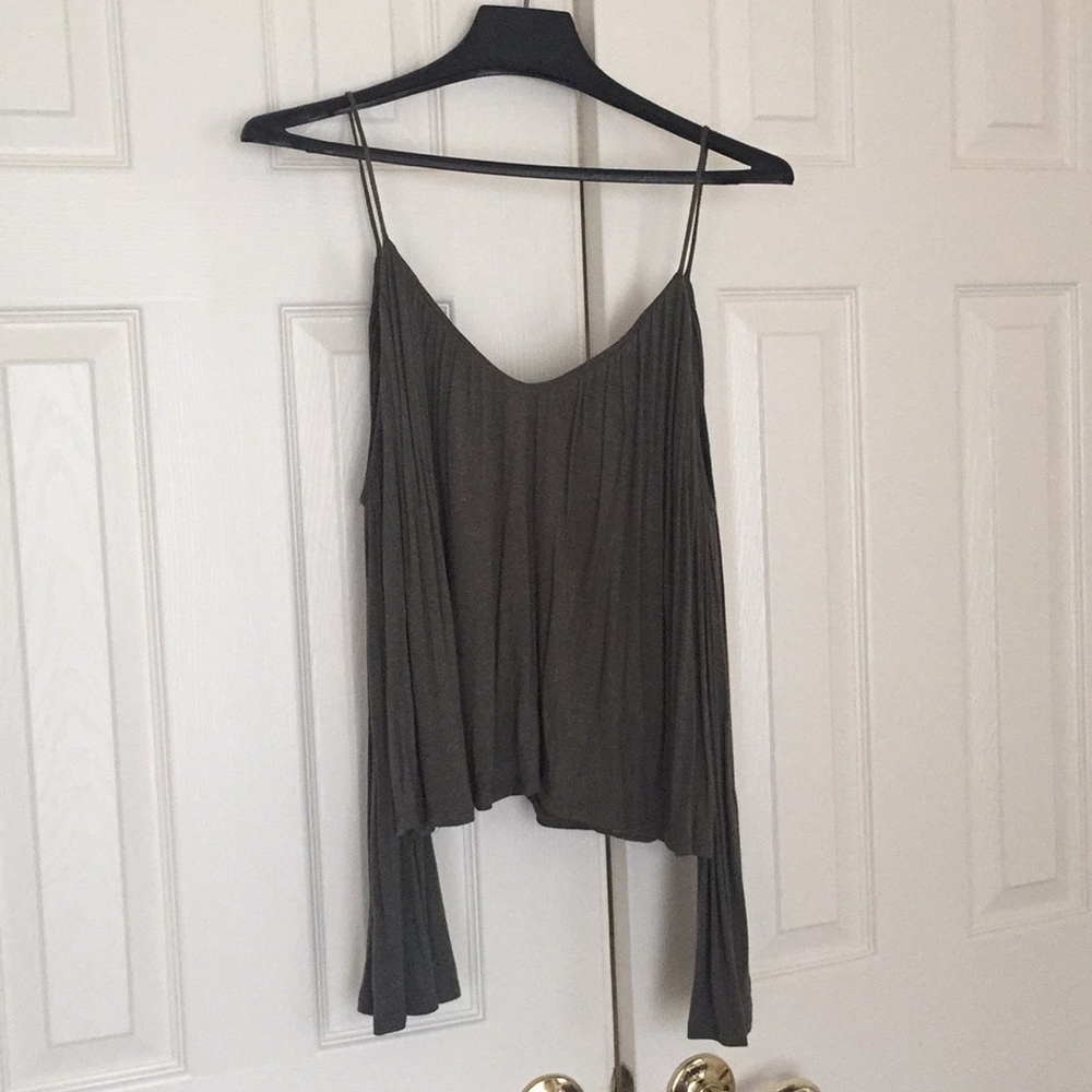 Green Off-the-shoulder Long Sleeve Top